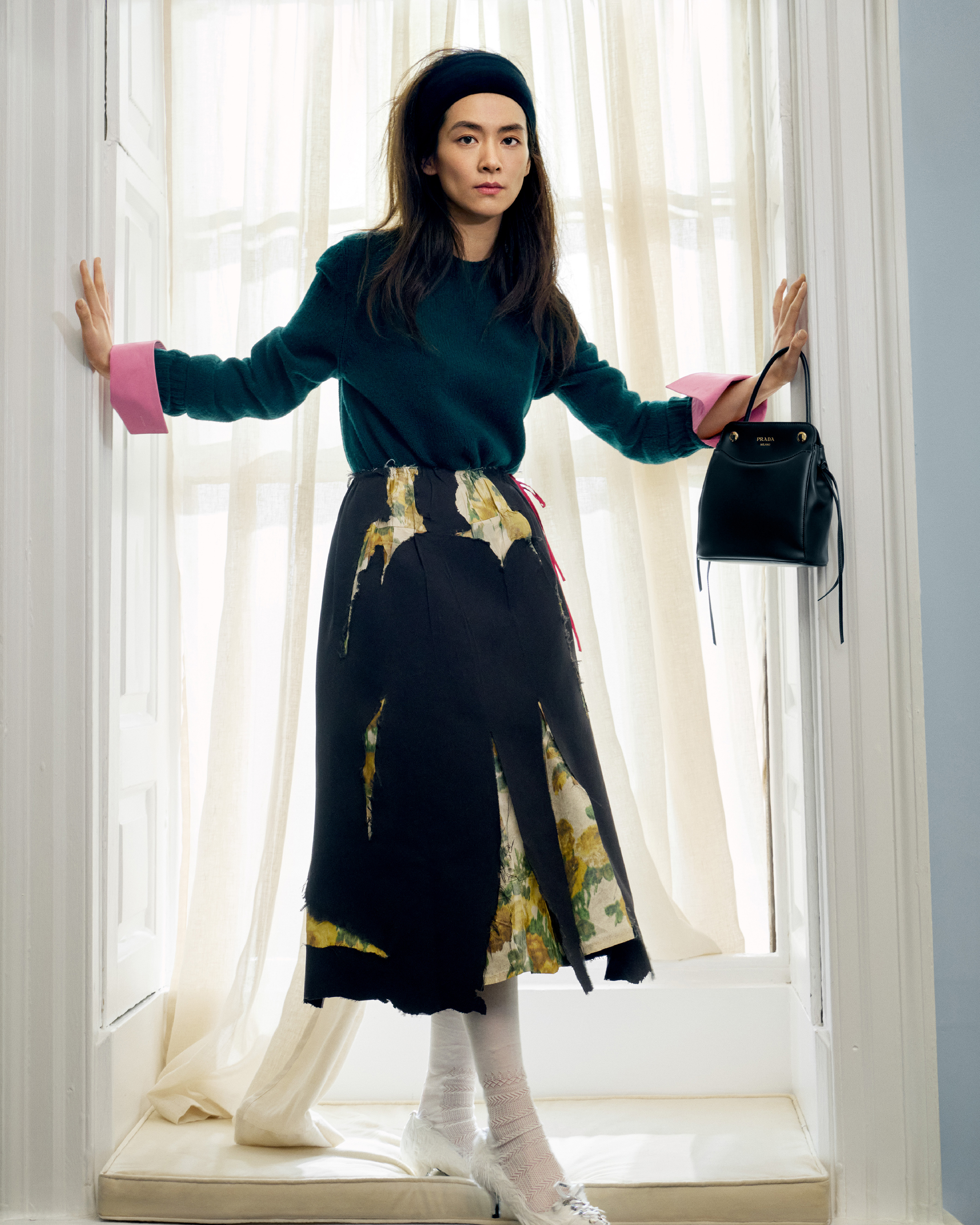 حقيبة Carry من Prada بلمسة عصرية أنيقة حقيبة Carry من Prada بلمسة عصرية أنيقة