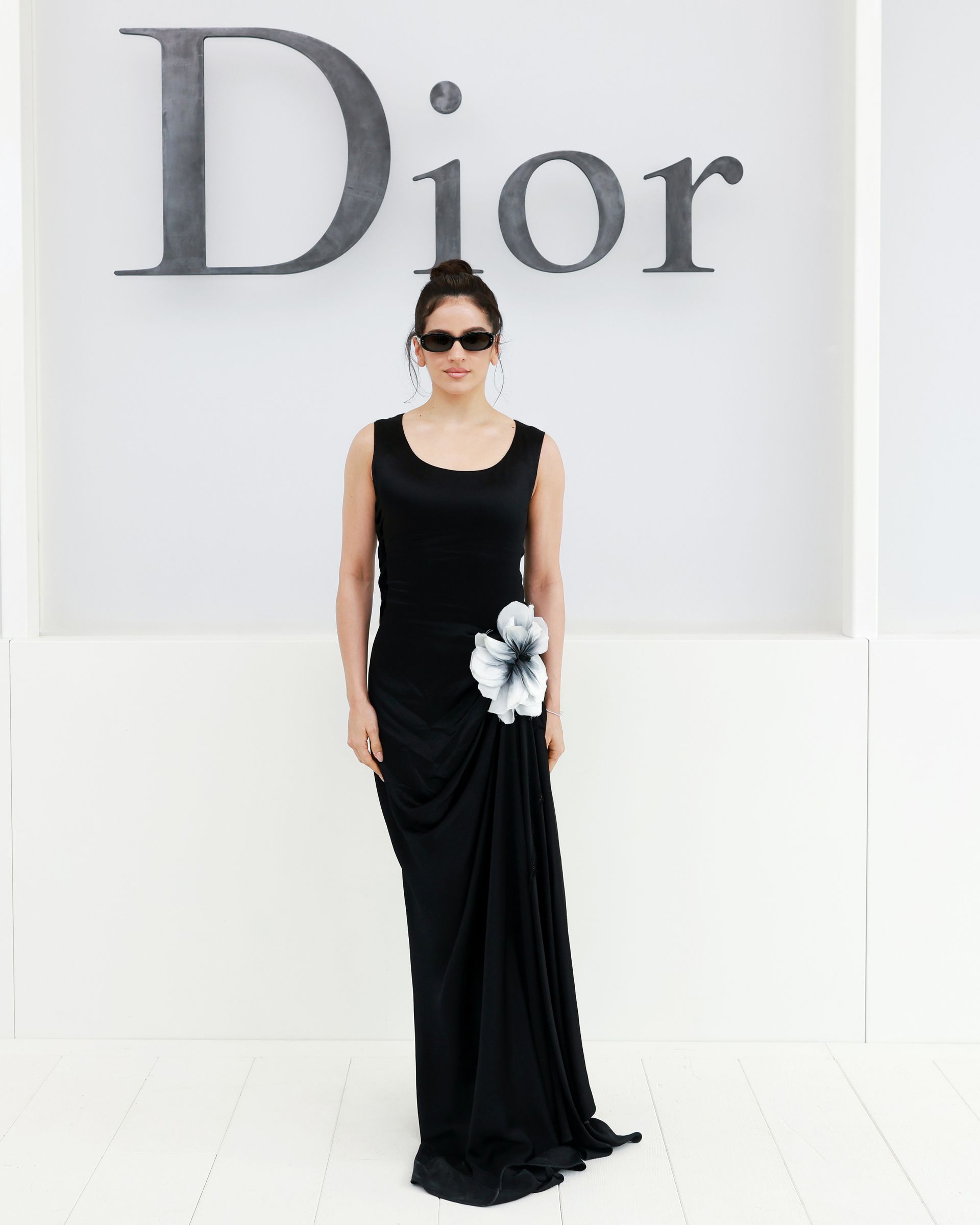 Rosalía في عرض Dior لصيف 2027