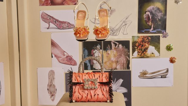 من مجموعة Roger Vivier لربيع وصيف 2027