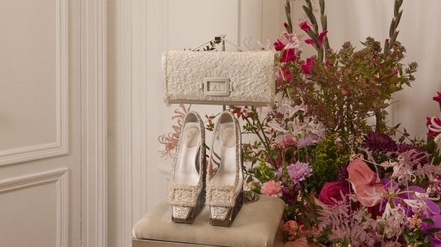 من مجموعة Roger Vivier لربيع وصيف 2027