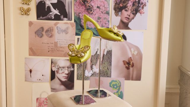 من مجموعة Roger Vivier لربيع وصيف 2027
