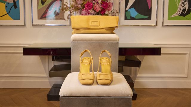 من مجموعة Roger Vivier لربيع وصيف 2027
