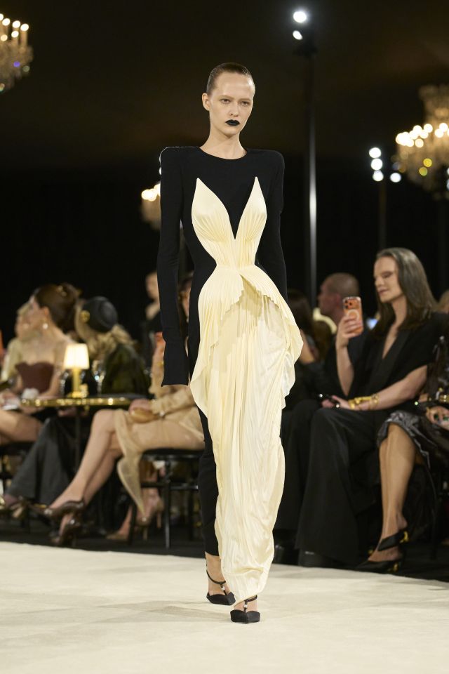 SCHIAPARELLI_RTWSS27_13