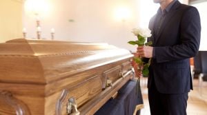 رسالة مبكية من الأب المكلوم.. تفاصيل رحيل نجل محمد صبحي