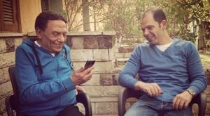 رامي إمام يتحدث عن صورة عادل إمام المفبركة والوثائقي المزعوم