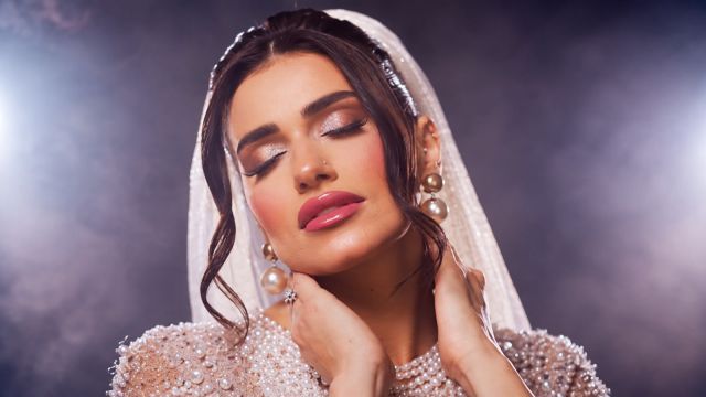 هناء الإدريسي تُطلّ عروساً في «أجمل لحظة»… والجمهور يهنّئها بالزواج