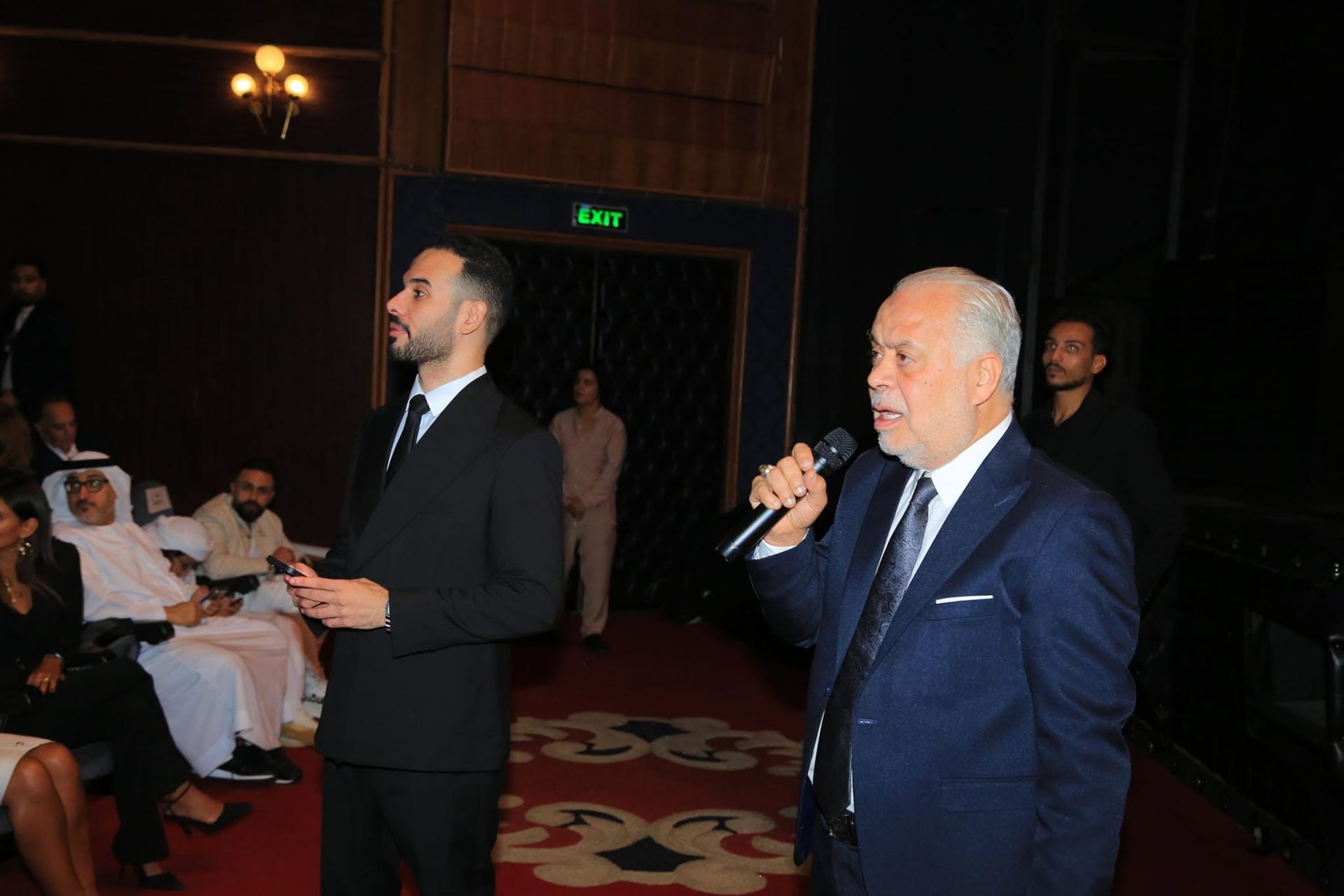 أشرف زكي يعلن انطلاق مهرجان نقابة الممثلين للمسرح