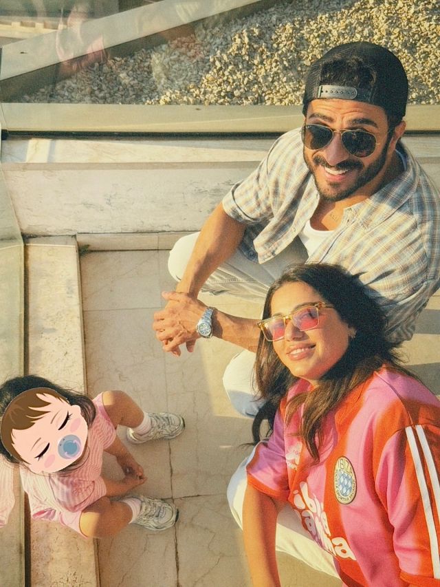 ألكسندر علوم وابنته عالية