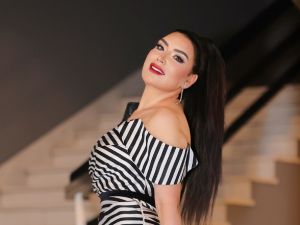 عبير صبري تحسم الجدل حول تهنئتها لحسام حسن على خطوبته (فيديو)