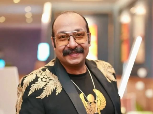 تطور جديد في أزمة مزحة محمد ثروت بالجامعة.. مسؤول جامعي يكشف ما حدث