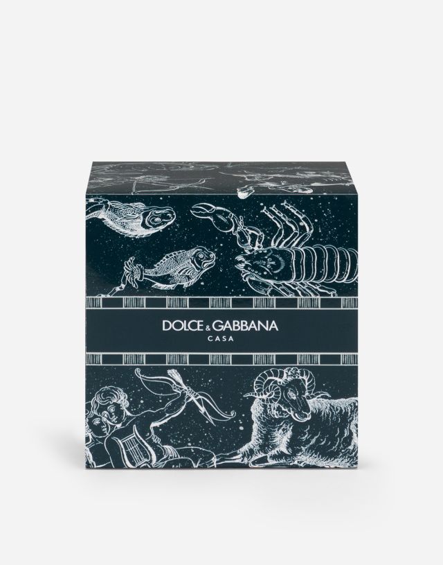 شمعة معطّرة بنفحات البخور من Dolce&Gabbana
