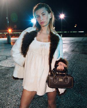 Miu Miu تحتفي بأنوثة مميزة
