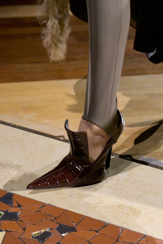 Mugler