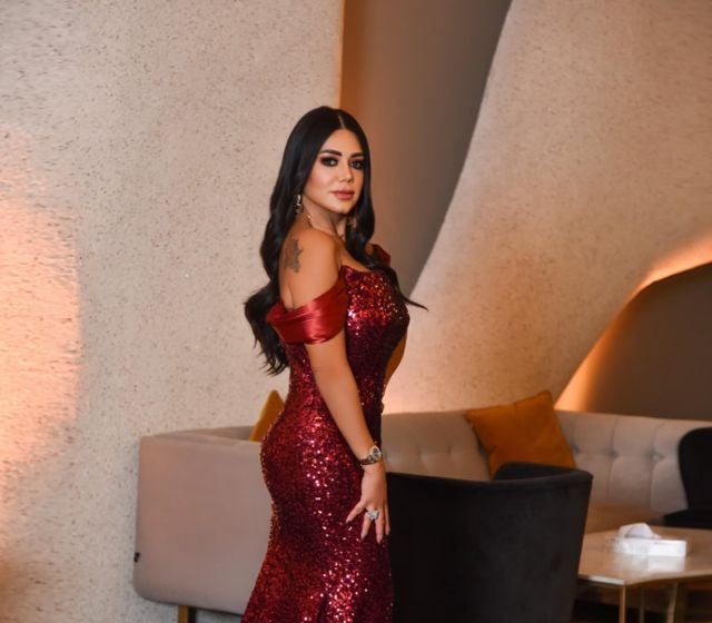رانيا يوسف تكشف أسباب خلافها مع غادة عبد الرازق (فيديو)