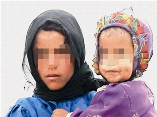 طفلات في اليمن أجبرن على أن يكنّ أمهات!