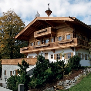 ولد عام ٢٠٠٦ وعمره الآن ٣٠٠ سنة