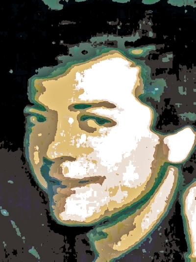  رجل أعمال يقتل زوجته وابنيه وينتحر