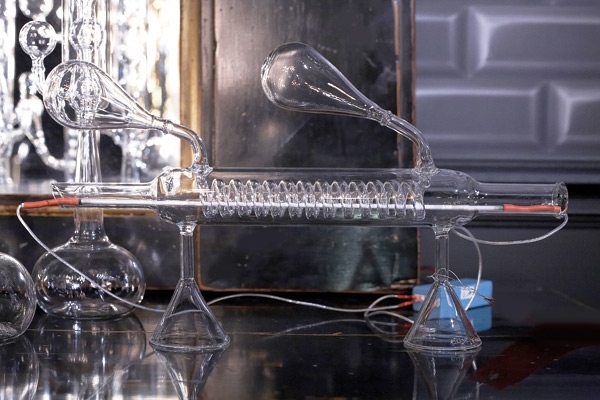 Renaiscience رفاهية العيش في حضور العلم