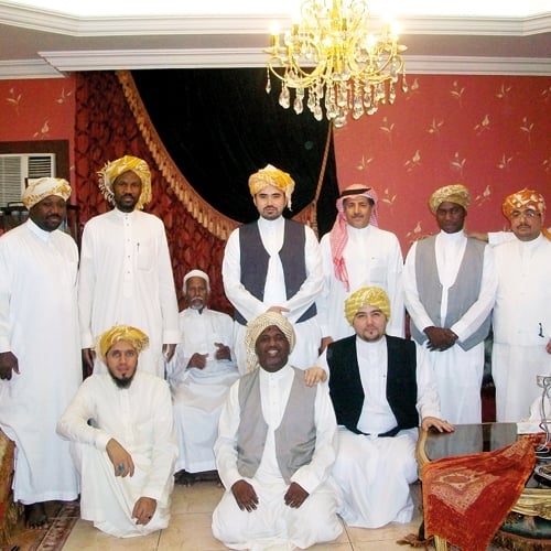 شباب السعودية في المنطقة الغربية يحافظون على الجس 