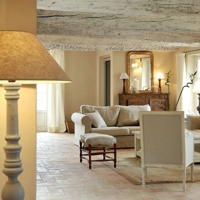 منزل في الريف الفرنسي 