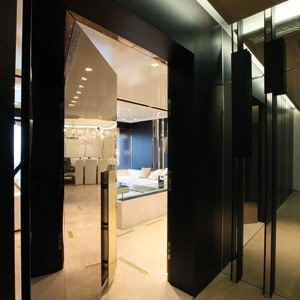 كلاسيكية جديدة وعصرية ...