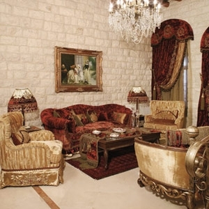 القديم يلبس حلله الأرستقراطية