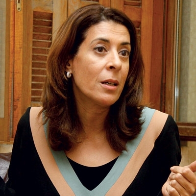 المدير العام للمعهد العربي في باريس منى خزندار
