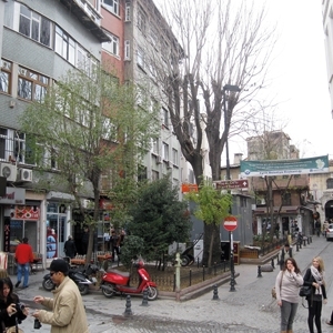 اسطنبول: مدينة عصرية جميلة...