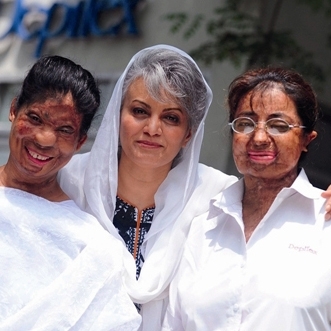 «فاقد الشيء يعطيه» 