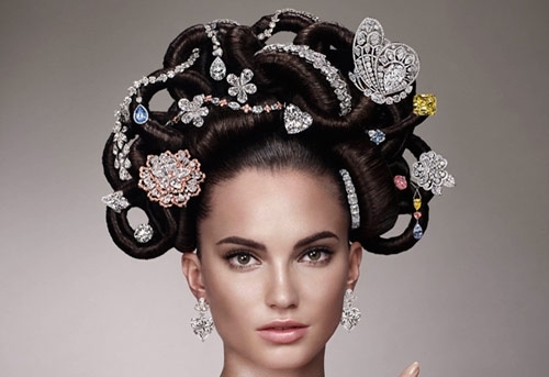 تسريحة شعر قيمتها نصف مليار دولار!!