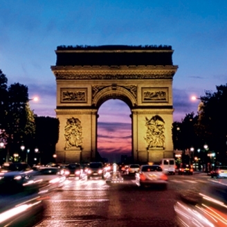 باريس مدينة لها ألف وجه ووجه