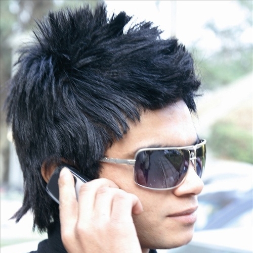 أكثر من عشر سنوات على المحمول في مصر