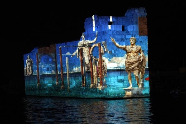 قلعة جبيل البحرية عبر انعكاسات ثلاثية الأبعاد