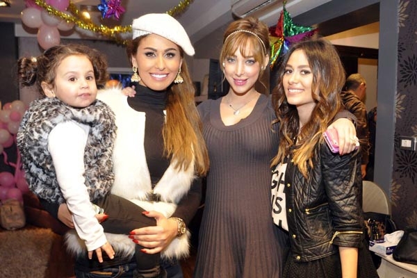 دينا وزوجة تامر حسني ومي سليم