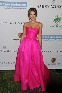 Jessica Alba in Reem Acra