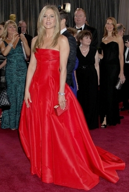Jennifer Aniston in Valenino