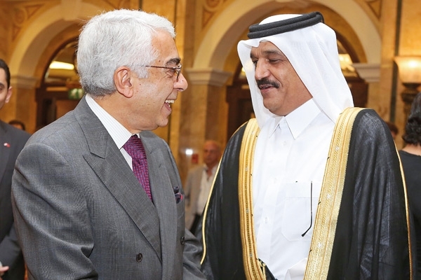 السفير القطري و السفير جورج سيام