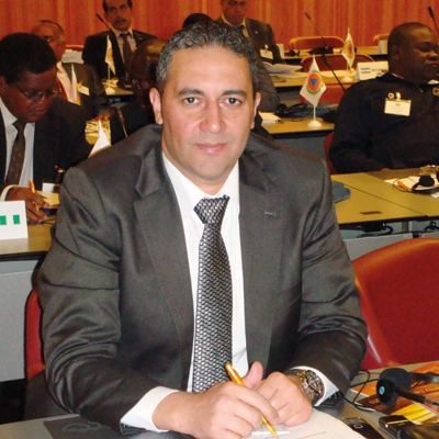 رئيس الديوان في المديرية العامّة للدفاع المدني اللبناني علي أمهز ...