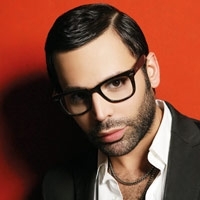 ماذا يقول المصمم طوني يعقوب عن فستان الزفاف؟