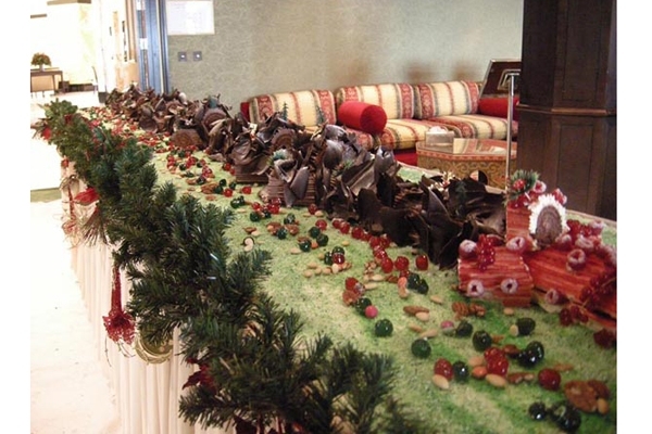 أطول كعكة لعيد الميلاد في أبوظبي