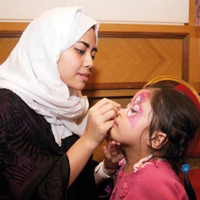 25 شاباً وفتاة يحقّقون طموحهم في 'إبداع'