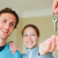 قوامة الزوج هل تهددها ملكية الزوجة لشقة الزوجية؟