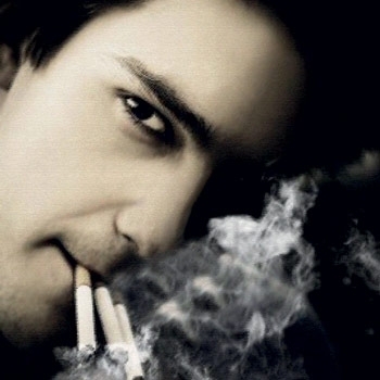 سيجارة 'تشعل' دعاوى طلاق