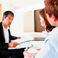 زوجي يجبرني على ضمانه في البنوك