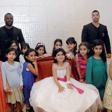 الطفلة الإماراتية فاطمة