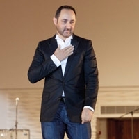 ماذا يقول المصمم داني أطرش عن فستان الزفاف؟