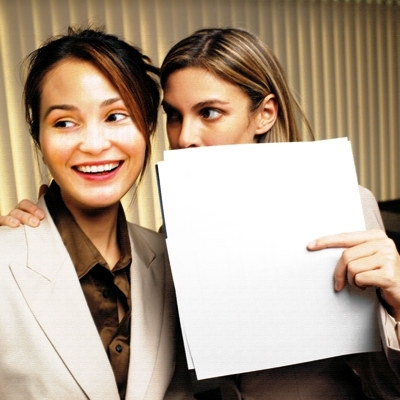 هل الكذب ملح النساء أيضاً؟!