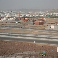 الشارع السعودي: غلاء السكن واحتكار التجار للأراضي يمنعاننا من تملك بيوتنا