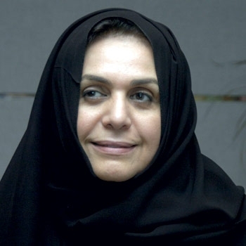 'ثروات تزيد عن 60 مليار ريال' وشحّ التبرعات يوقف مشاريع للأسر المحتاجة...