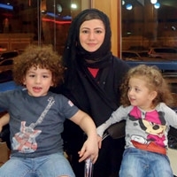 بين مطرقة الحاجة إليهن وسندان التنازل عنهن...